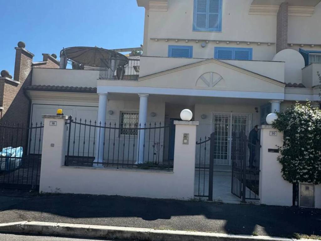 Villa a Grosseto in Via Aldo Moro, 20 - Foto 2