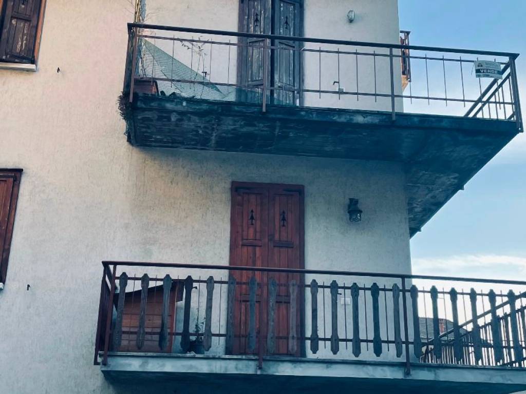 Appartamento a Rogno in Via Don Angelo Cochetti - Foto 2