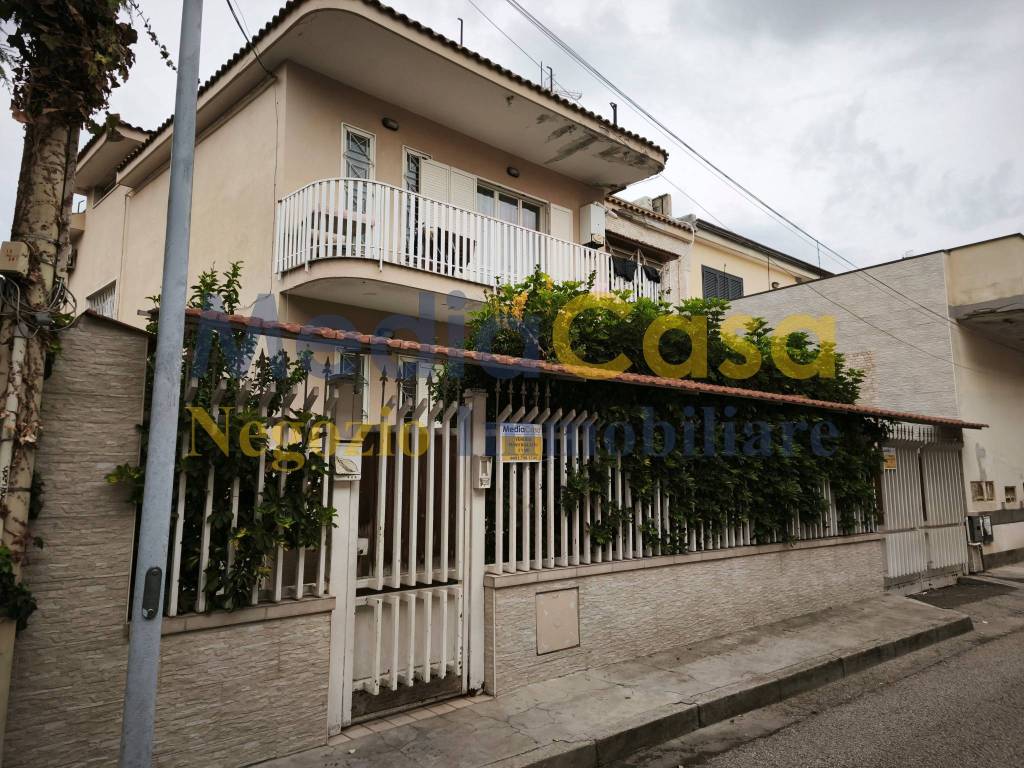 Appartamento a Frignano in Via Silvio Pellico - Foto 4