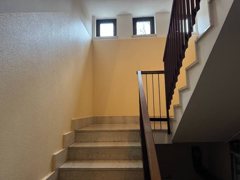 Appartamento a Verona in Via Fratelli Rosselli - Foto 4