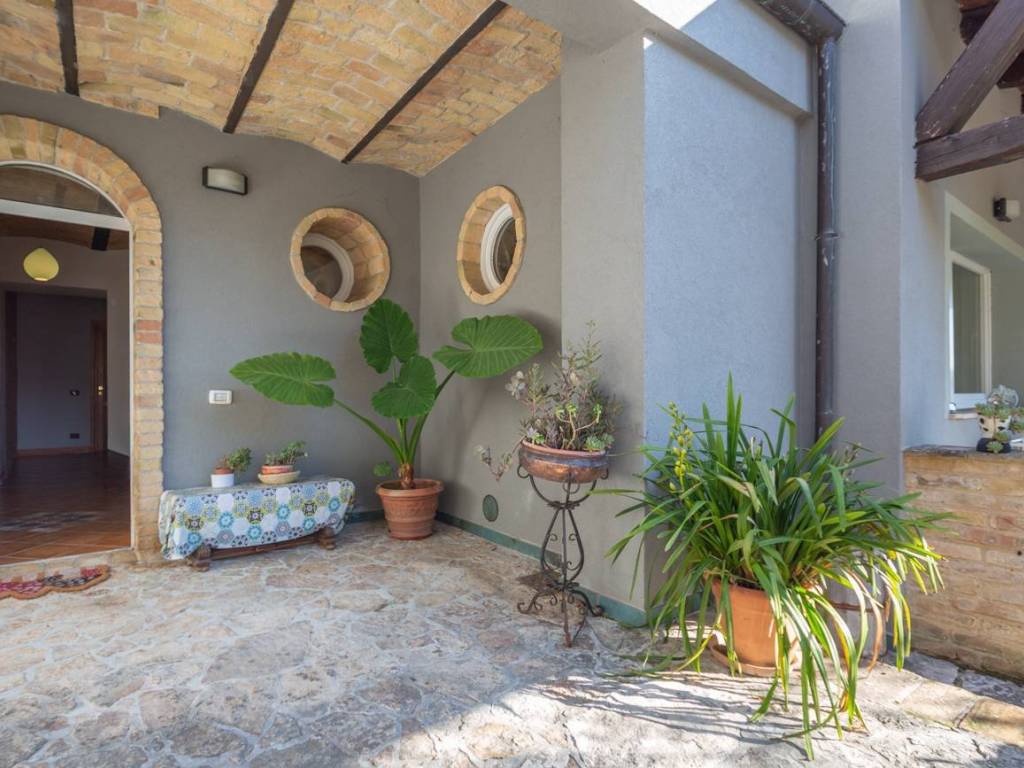Villa a Francavilla al mare in C.DA CASTELVECCHIO, 4 - Foto 3