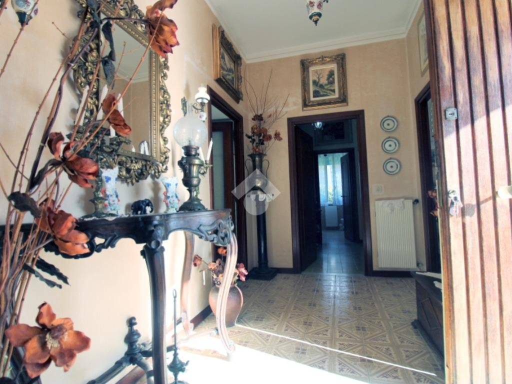 Villa a Montopoli di sabina in VIA CAMPORE, 21 - Foto 2