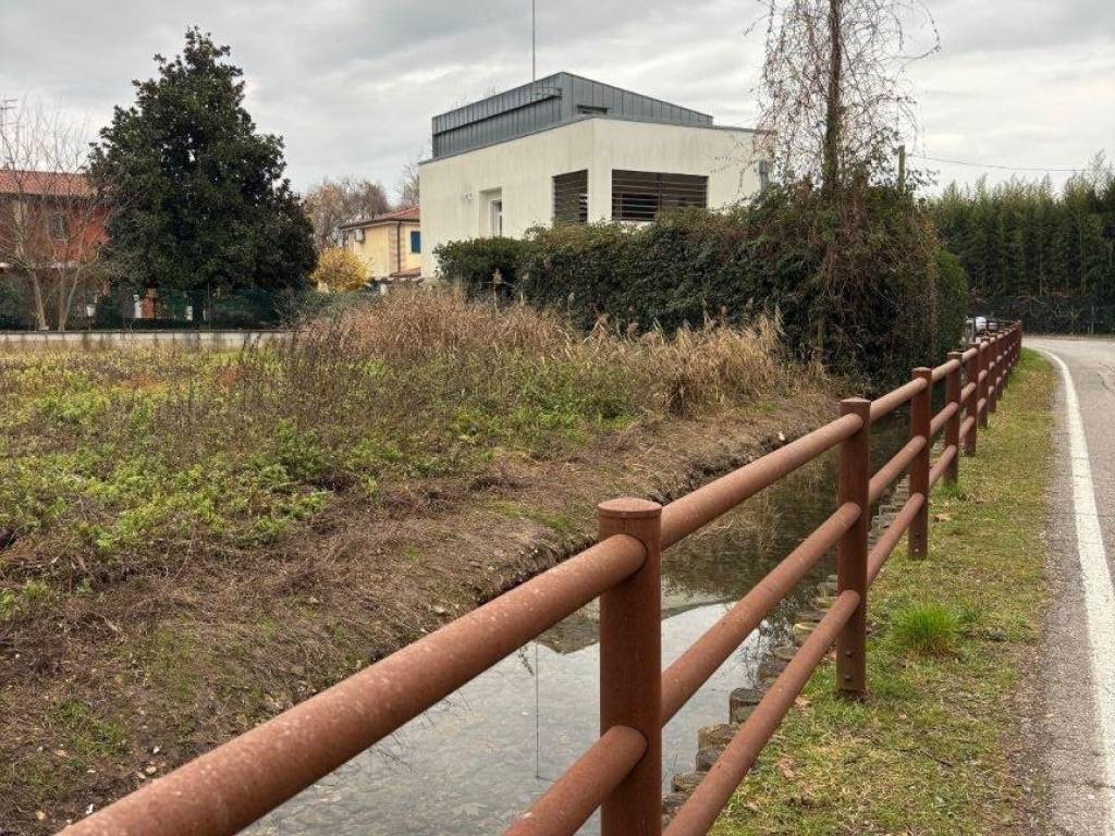 Terreno a Treviso in Via Giovan Battista Mandruzzato - Foto 4