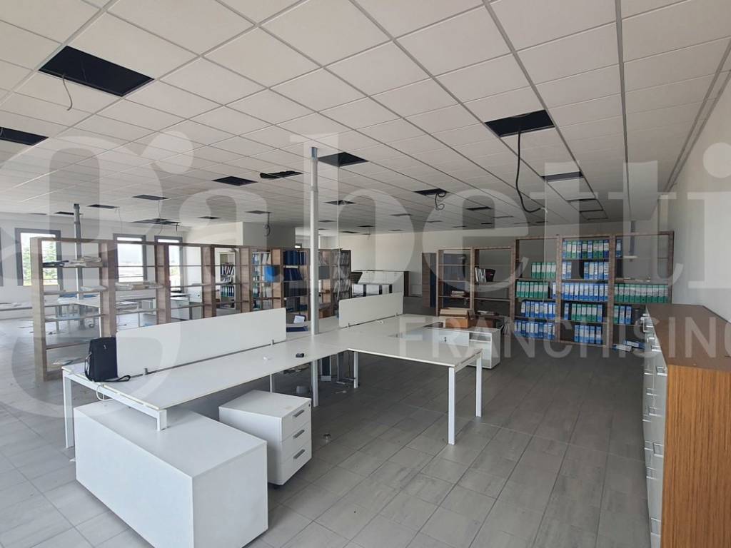 Palazzo / stabile a Prata di pordenone in via antonio durante , 9 - Foto 4