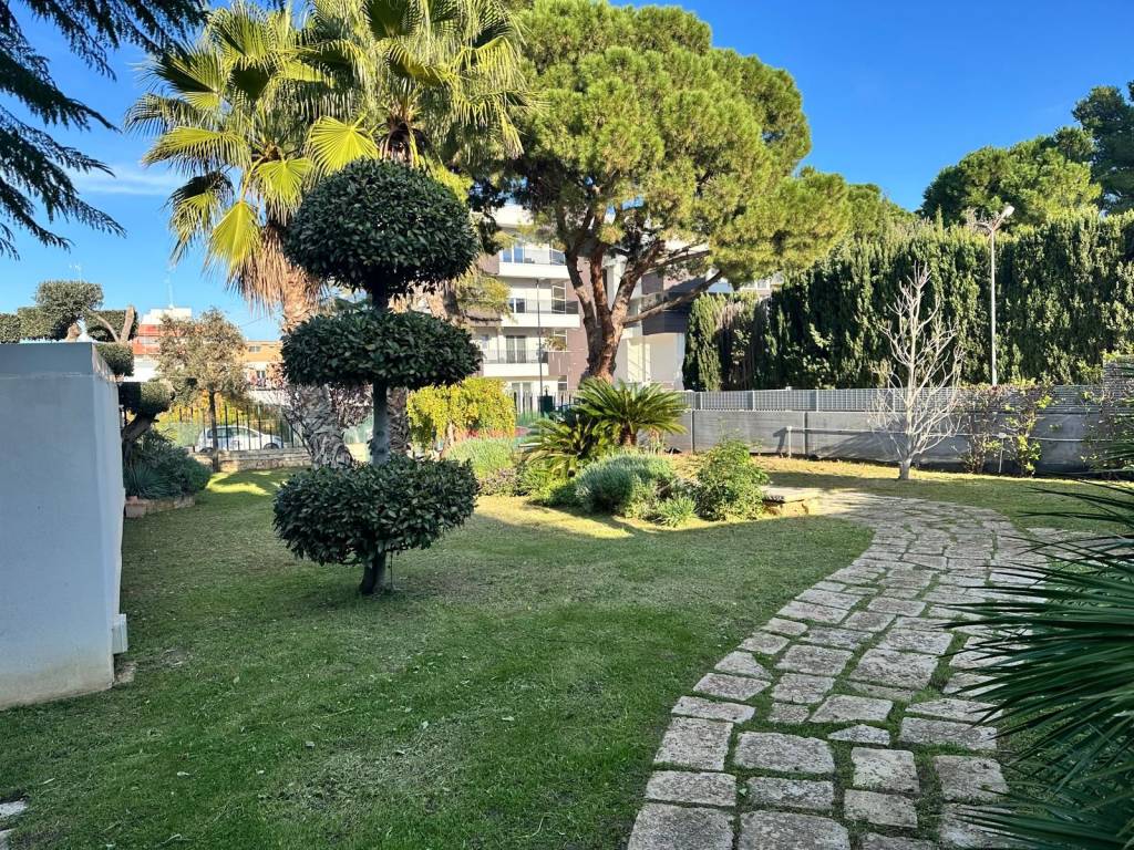 Villa a Bari in Via Taranto - Foto 2