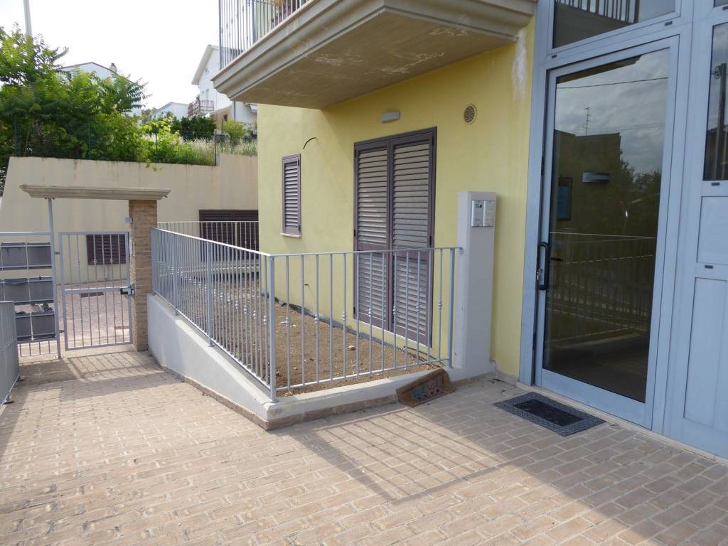 Appartamento a Mozzagrogna in Via Panoramica - Foto 5