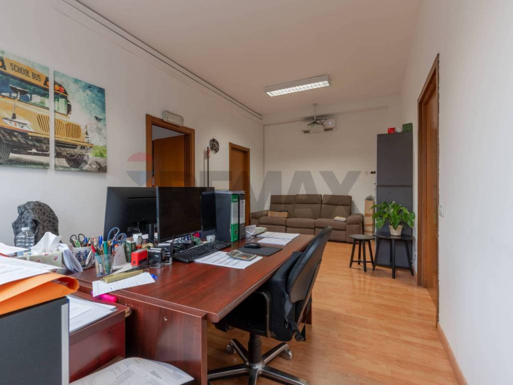 Palazzo / stabile a San donato milanese in Via Carlo Emilio Gadda, 3 - Foto 4