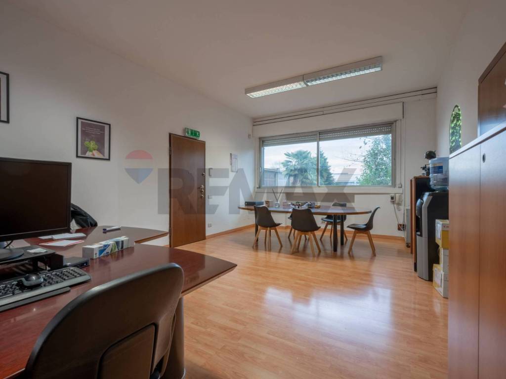 Palazzo / stabile a San donato milanese in Via Carlo Emilio Gadda, 3 - Foto 5