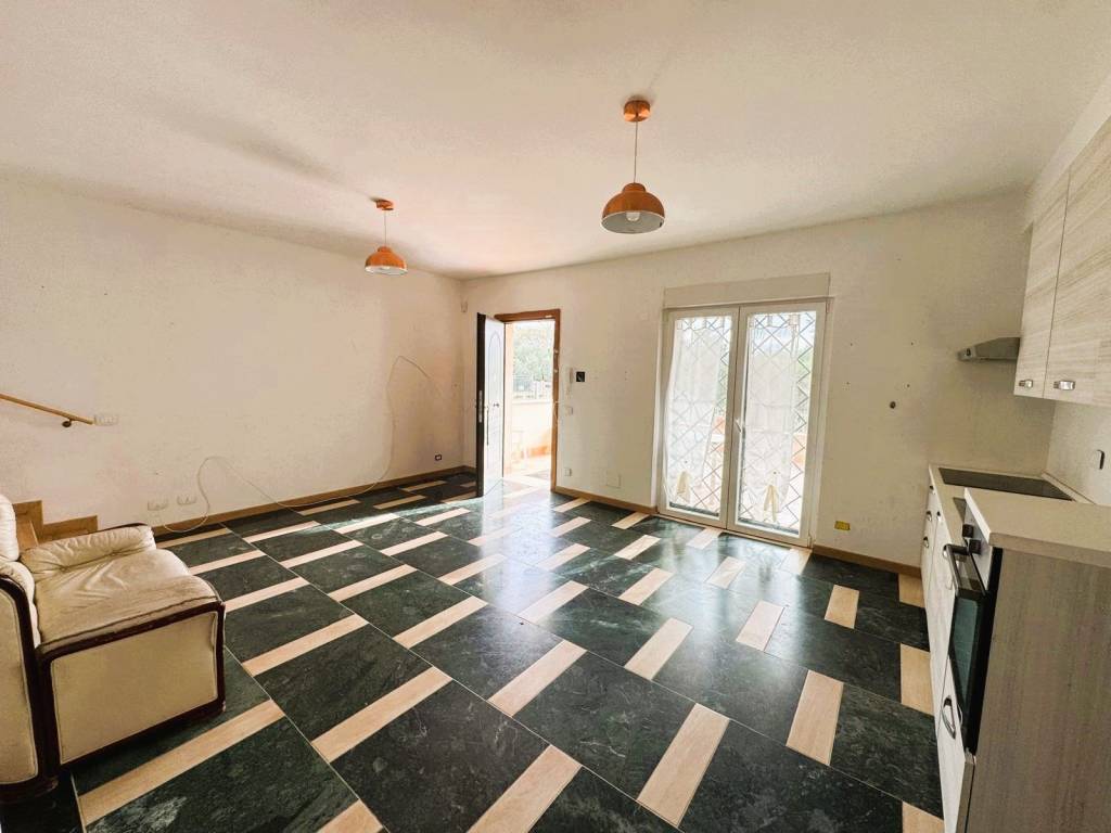 Villa a Ardea in Via della Caffarella - Foto 3