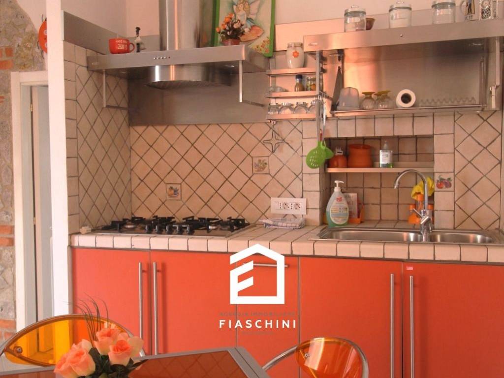 Appartamento a Guardea in Via Giosuè Carducci - Foto 4