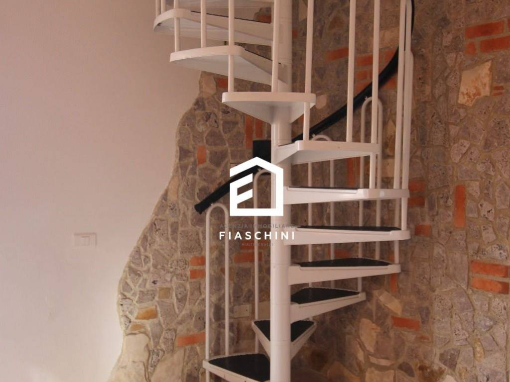 Appartamento a Guardea in Via Giosuè Carducci - Foto 5