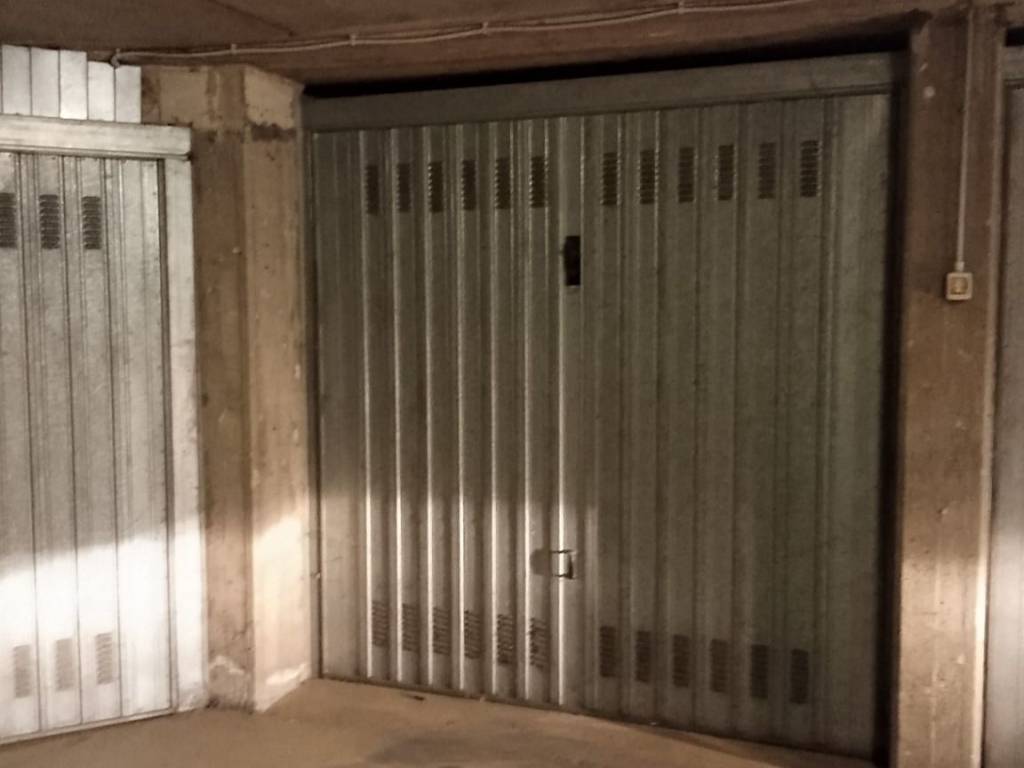 Box / garage a Nichelino in Via 25 Aprile, 182 - Foto 2