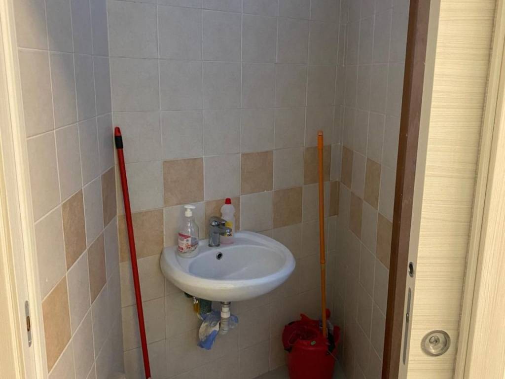 Palazzo / stabile a Brusciano in Via Camillo Cucca - Foto 4