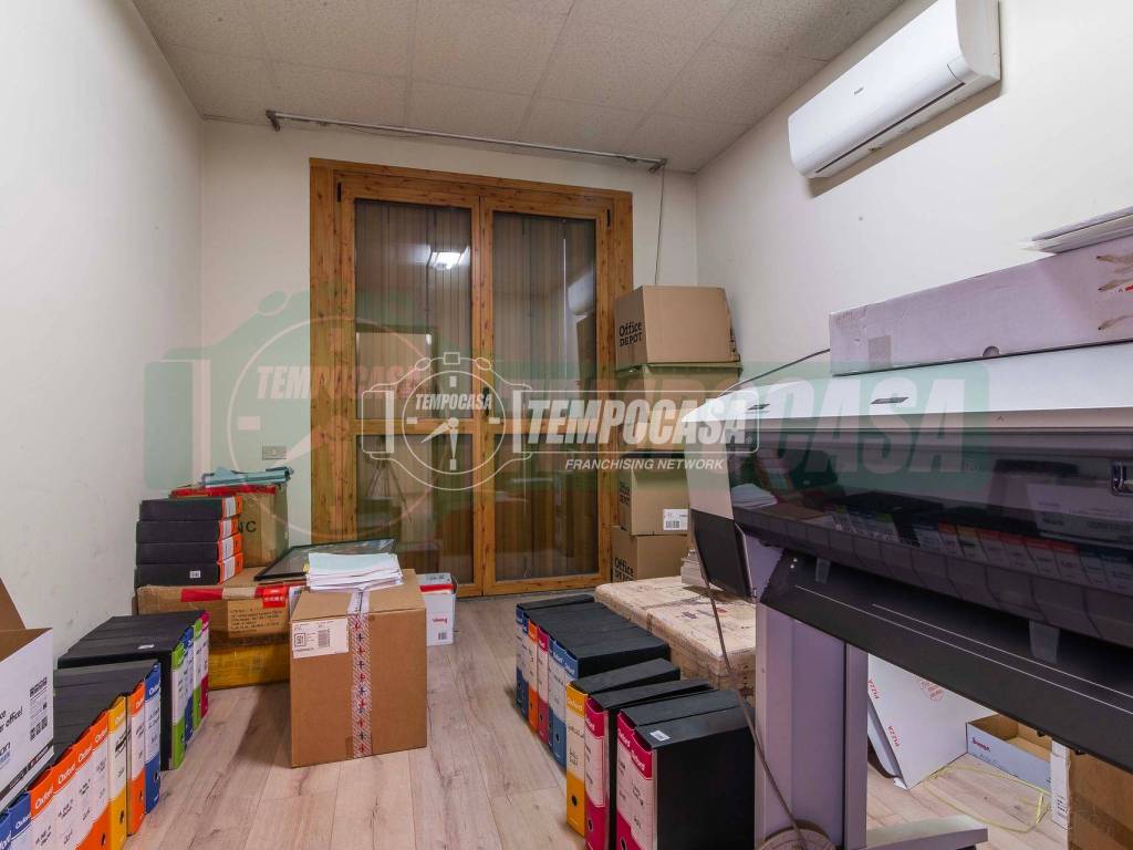 Immobile a Gerenzano in Piazza DE GASPERI - Foto 4