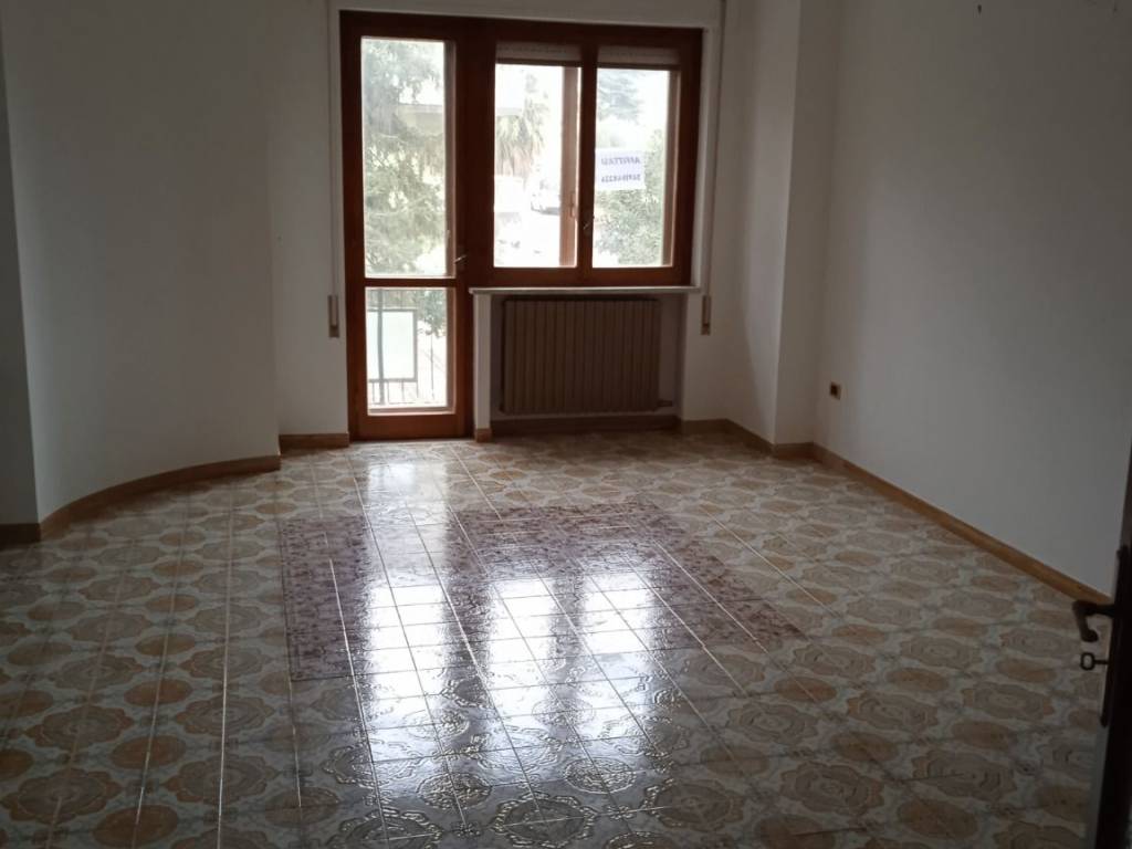 Appartamento a Vibo valentia in Via Emanuele Paparo - Foto 4