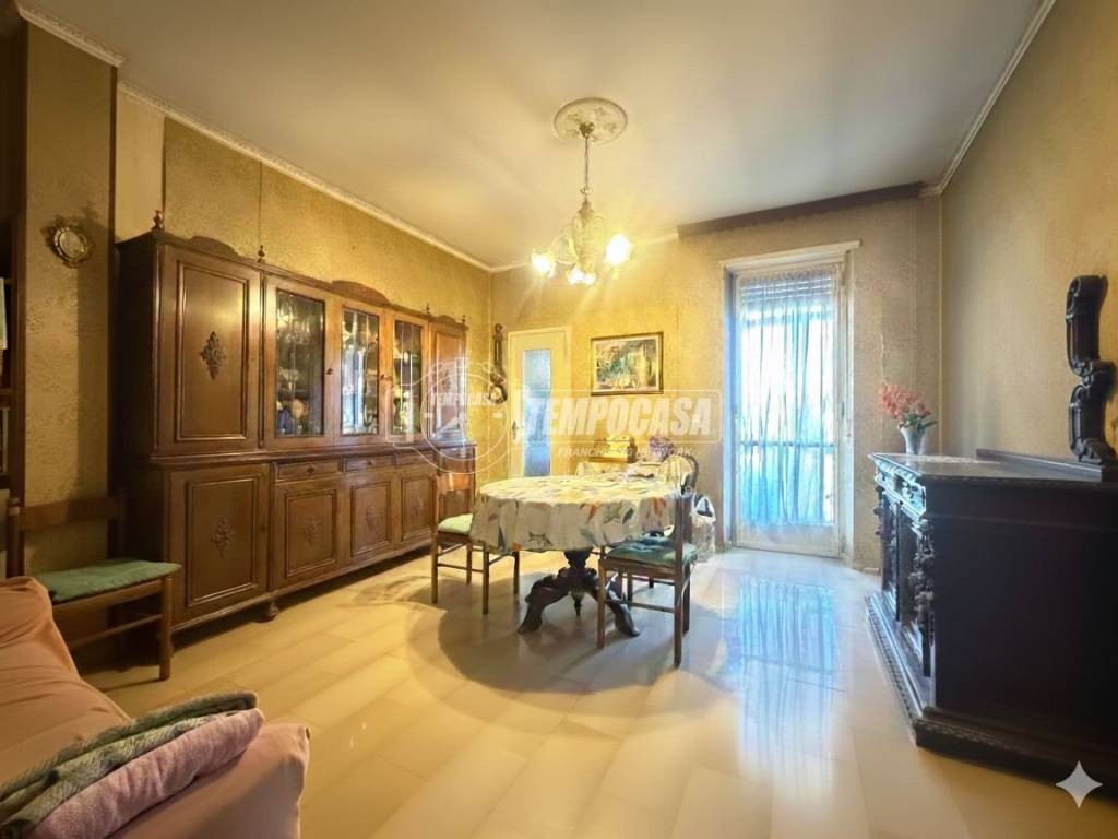 Appartamento a Nichelino in Via Di Nanni - Foto 2