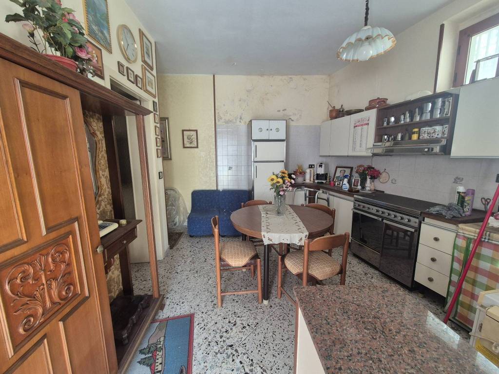 Appartamento a Catanzaro in Via Vincenzo Vivaldi, 13 - Foto 4