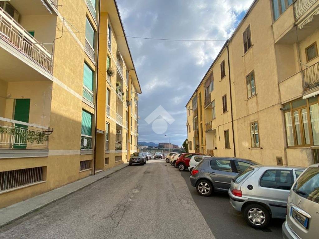 Appartamento a Paola in Via Francesco Cilea - Foto 3