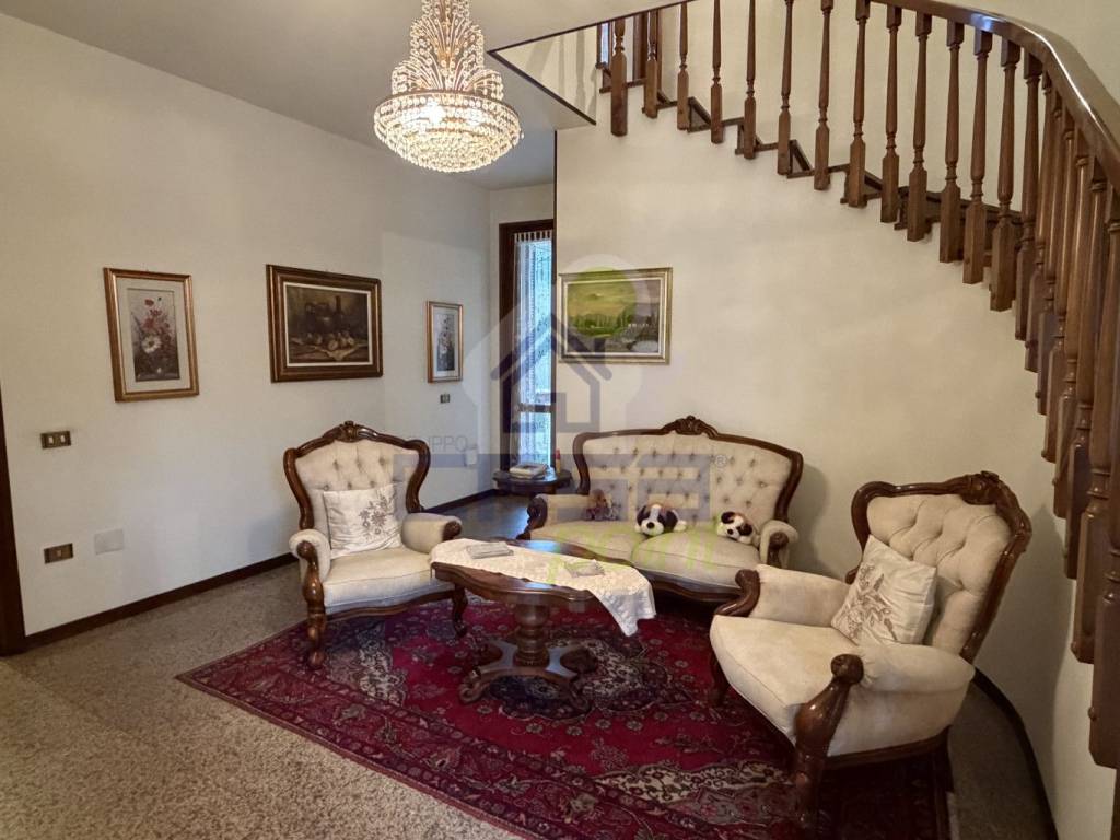 Casa indipendente a Rivarolo del re ed uniti in Piazza Roma - Foto 2