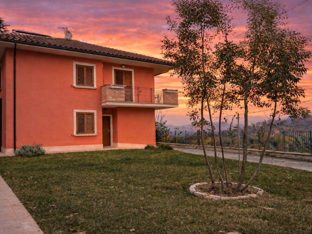 Villa a Folignano in Via San Benedetto - Foto 3
