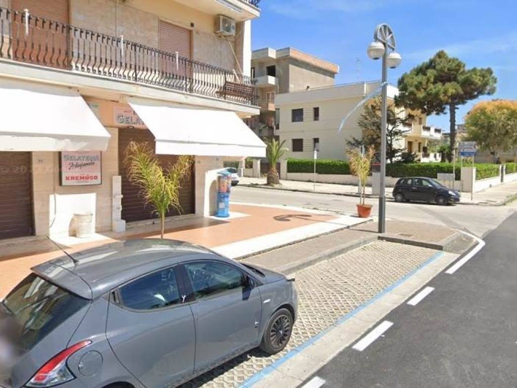 Immobile a Mondragone in Viale Kennedy - Foto 2