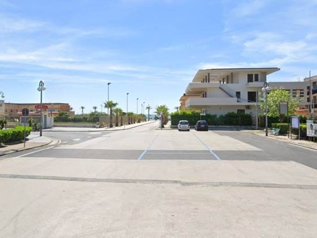 Immobile a Mondragone in Viale Kennedy - Foto 3