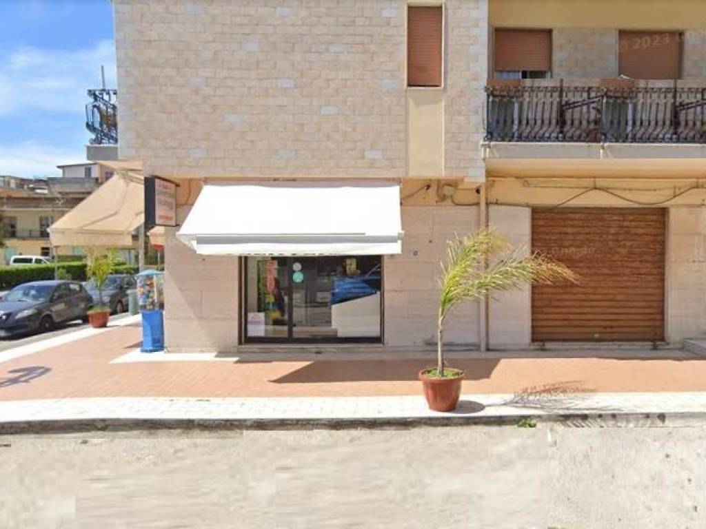 Immobile a Mondragone in Viale Kennedy - Foto 5
