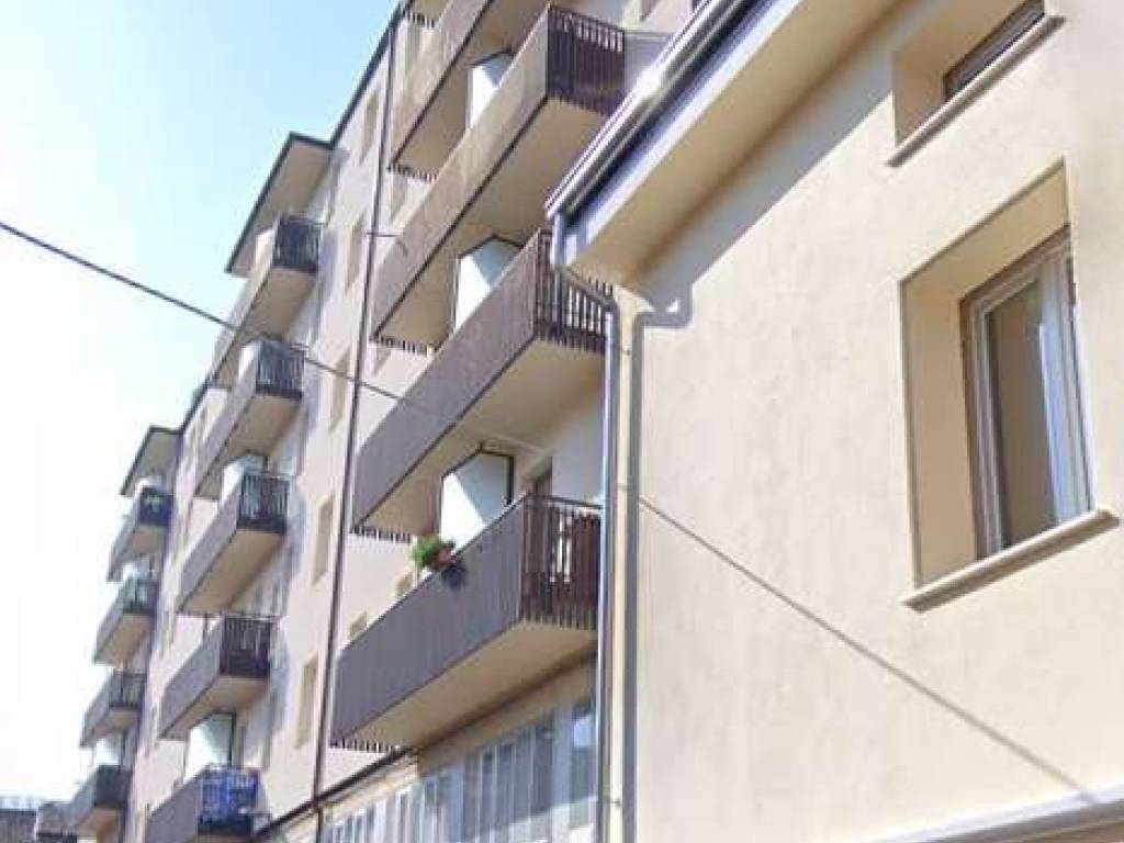 Appartamento a Cento in via Bartolomeo Campagnoli, 2 - Foto 3