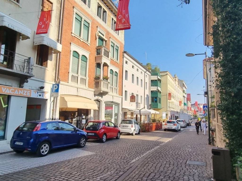 Appartamento a Pordenone in Via G. B. Damiani, 1 - Foto 3
