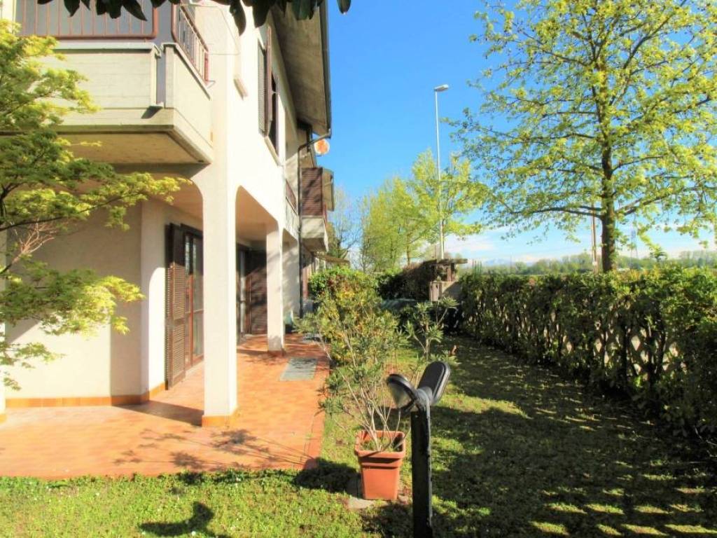 Villa a Cernusco sul naviglio in Via Brava, 2 - Foto 2