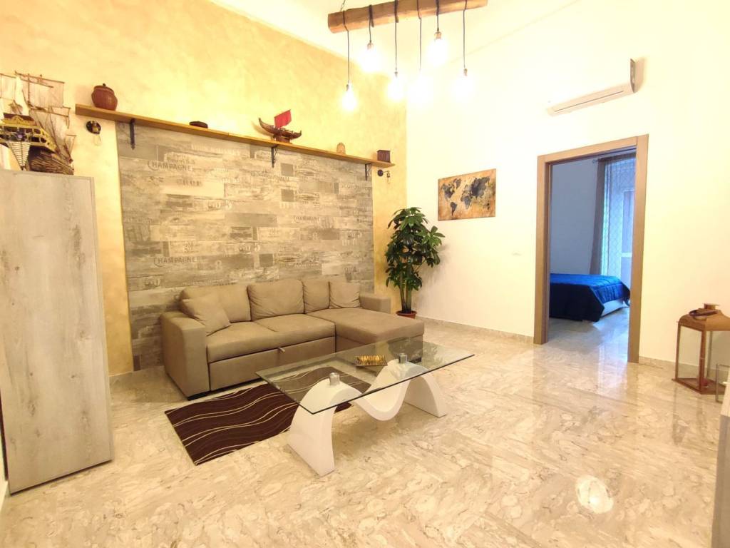 Casa indipendente a Tuglie in Don Luigi Sturzo, 18 - Foto 2