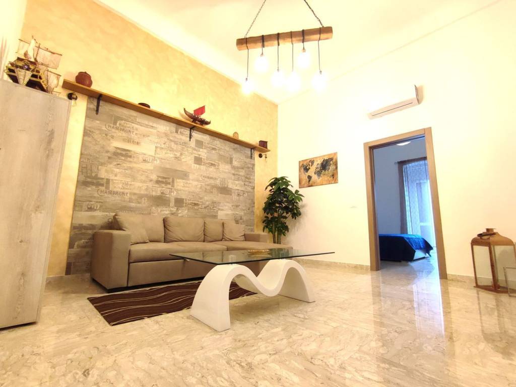 Casa indipendente a Tuglie in Don Luigi Sturzo, 18 - Foto 3