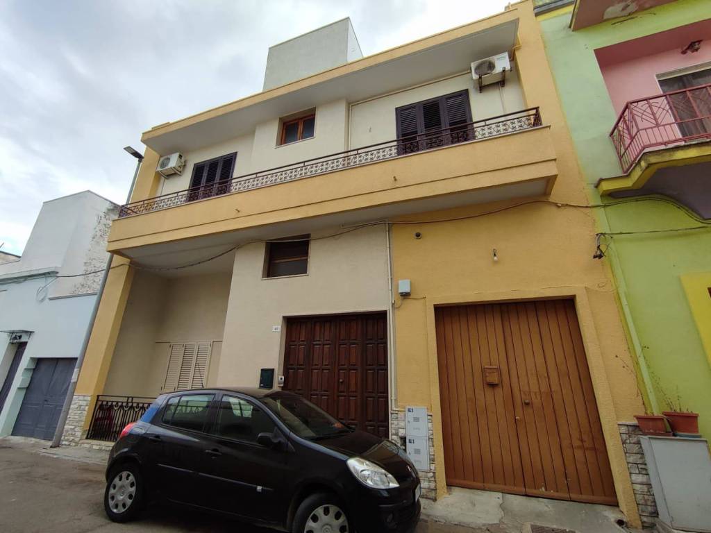 Casa indipendente a Tuglie in via firenze, 46 - Foto 2