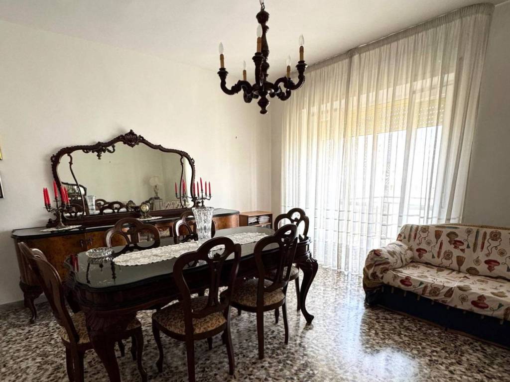 Appartamento a Gallipoli in Viale Bari, 36 - Foto 2