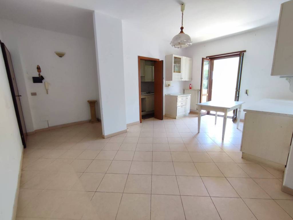Appartamento a Gallipoli in Via della Costituzione, 46 - Foto 3