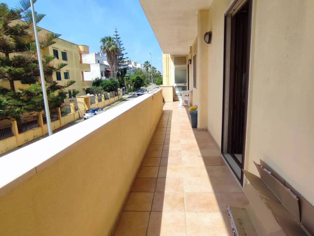 Appartamento a Gallipoli in Via della Costituzione, 46 - Foto 4