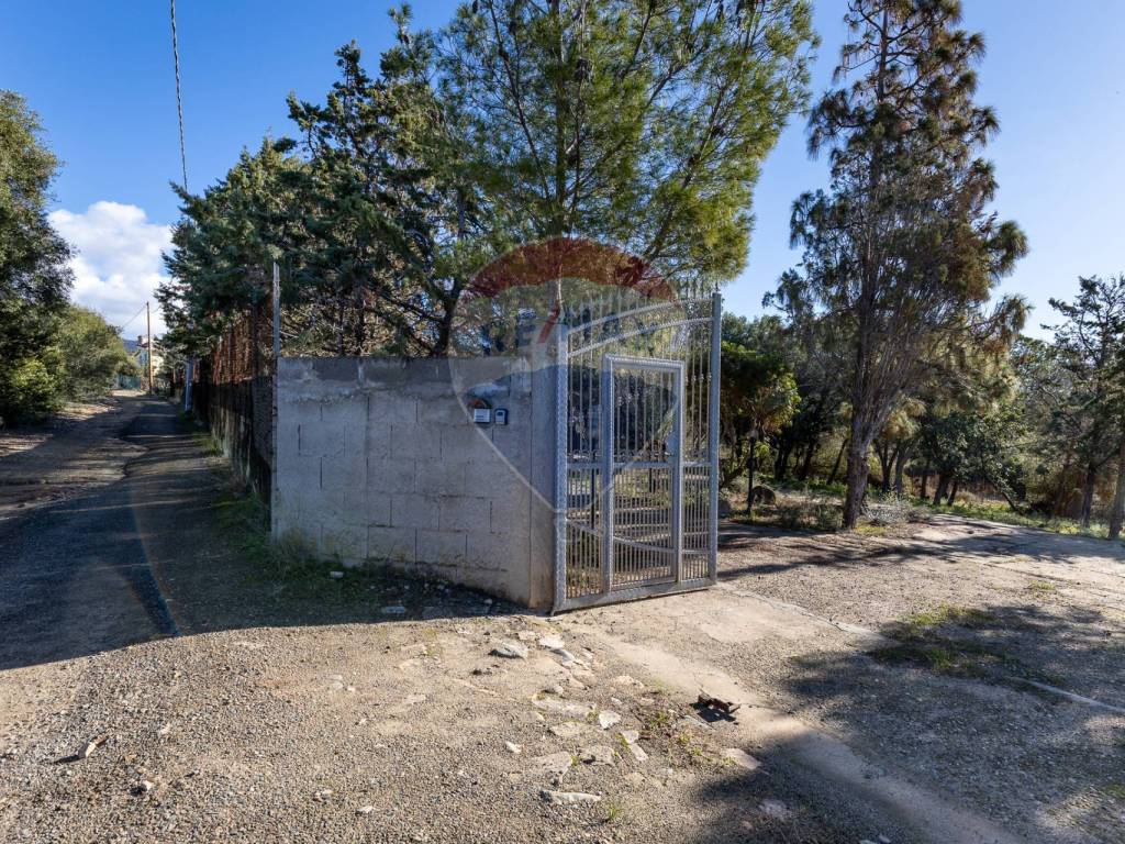Villa a Quartu sant'elena in Strada provinciale Is Meris - Foto 2