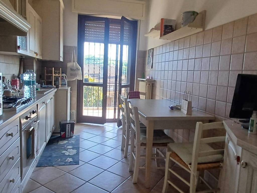 Appartamento a Broni in Via Regione Gioiello - Foto 5