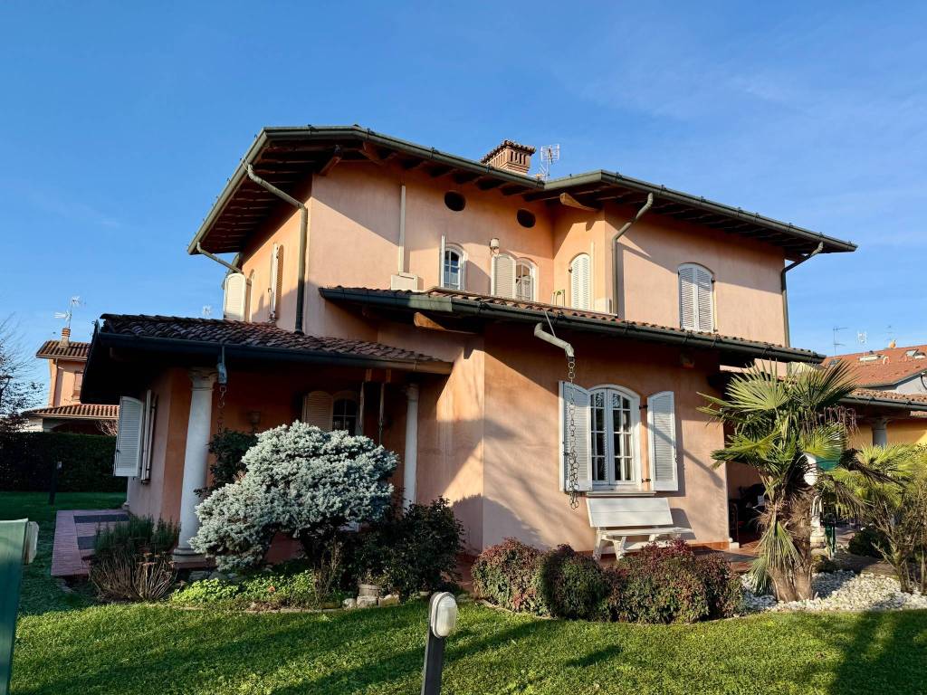 Villa a Castelcovati in Via Aldo Moro - Foto 2
