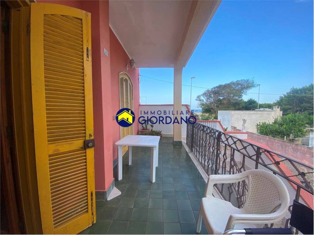 Casa indipendente a Squinzano in via della Muggine, 35 - Foto 2
