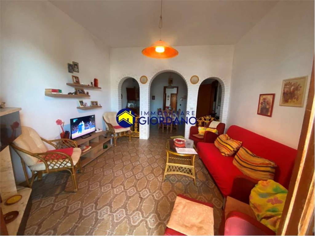 Casa indipendente a Squinzano in via della Muggine, 35 - Foto 5