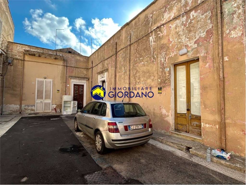 Villa a Squinzano in via Chiesa - Foto 2