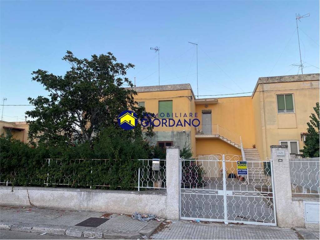 Casa indipendente a Squinzano in via Montegrappa, 168 - Foto 3