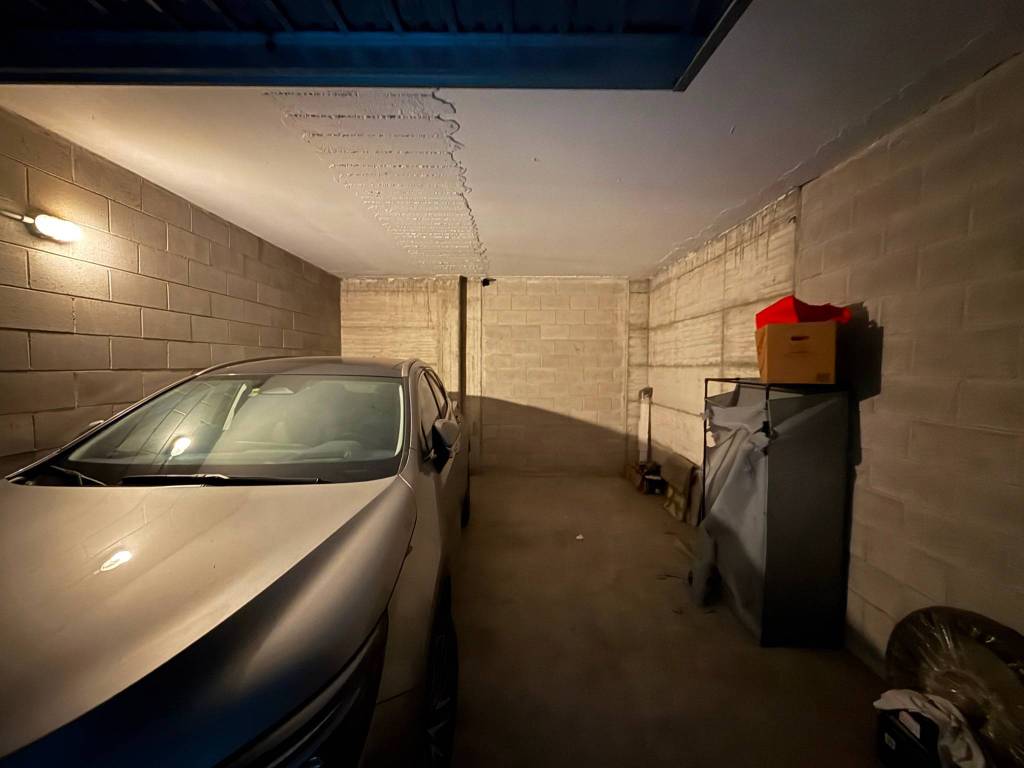 Box / garage a Bollate in Via Caduti Bollatesi, 14 - Foto 3