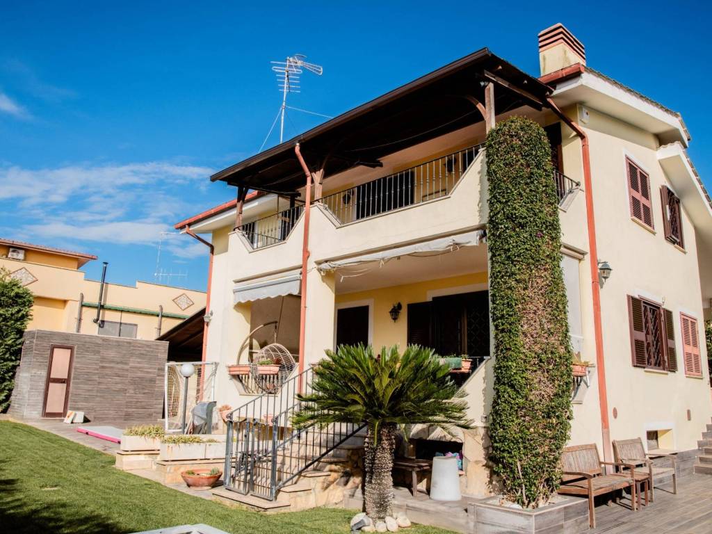 Villa a Ardea in Via Olbia, 39 - Foto 3