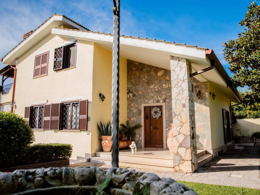 Villa a Ardea in Via Olbia, 39 - Foto 4