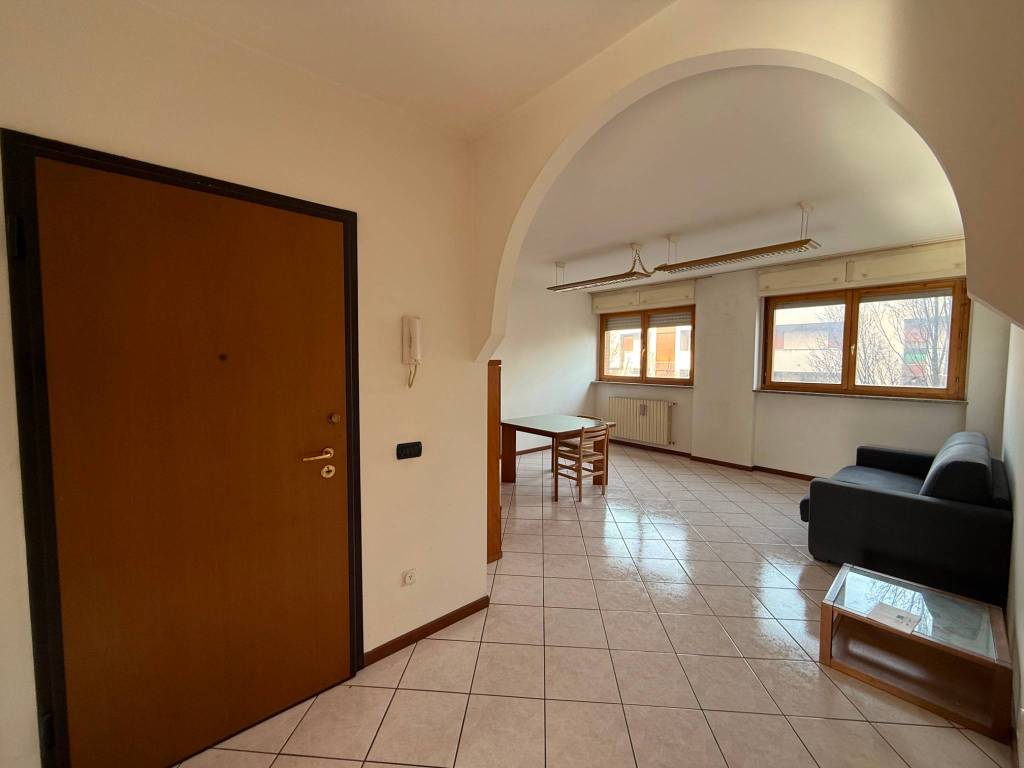 Appartamento a Bollate in Via Repubblica, 51 - Foto 2