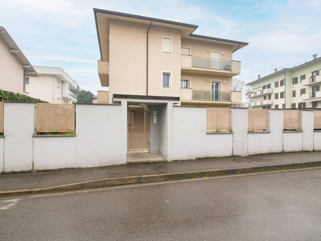 Appartamento a Lodi in Via Ferdinando Bocconi - Foto 2