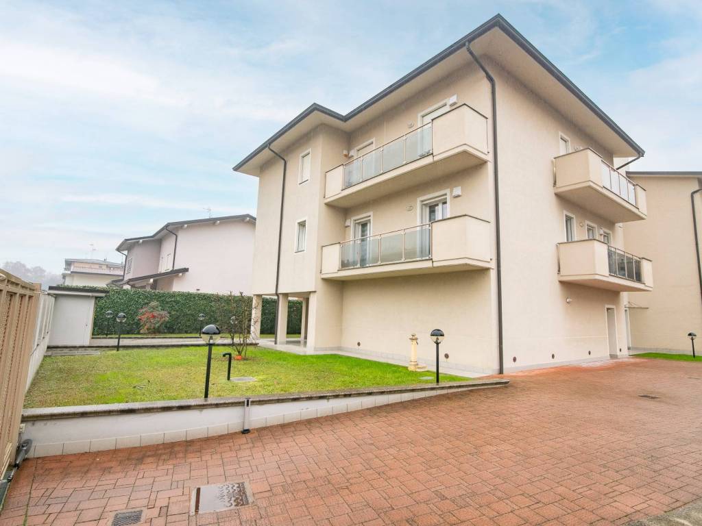 Appartamento a Lodi in Via Ferdinando Bocconi - Foto 4