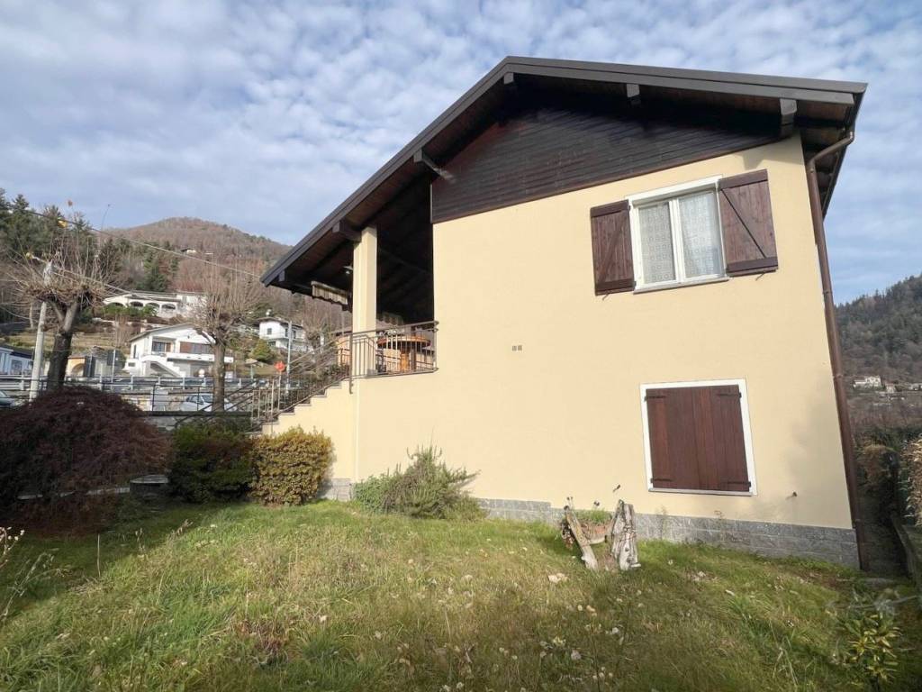 Casa indipendente a Bee in Via per Albagnano, 8 - Foto 2